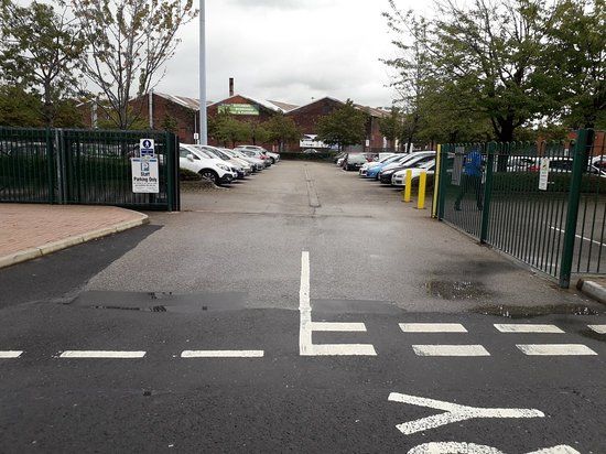 Crown Point Shopping Park